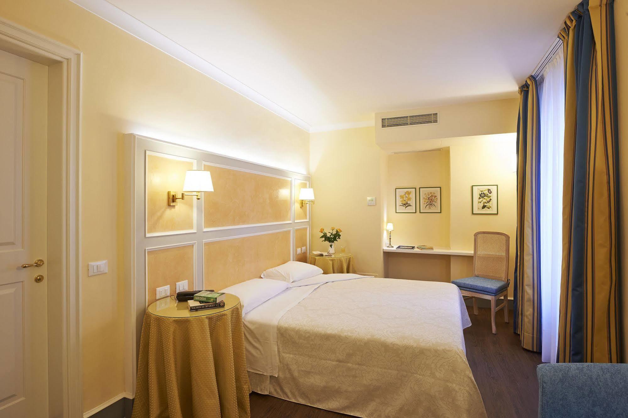 Hotel Firenze Capitale Zewnętrze zdjęcie