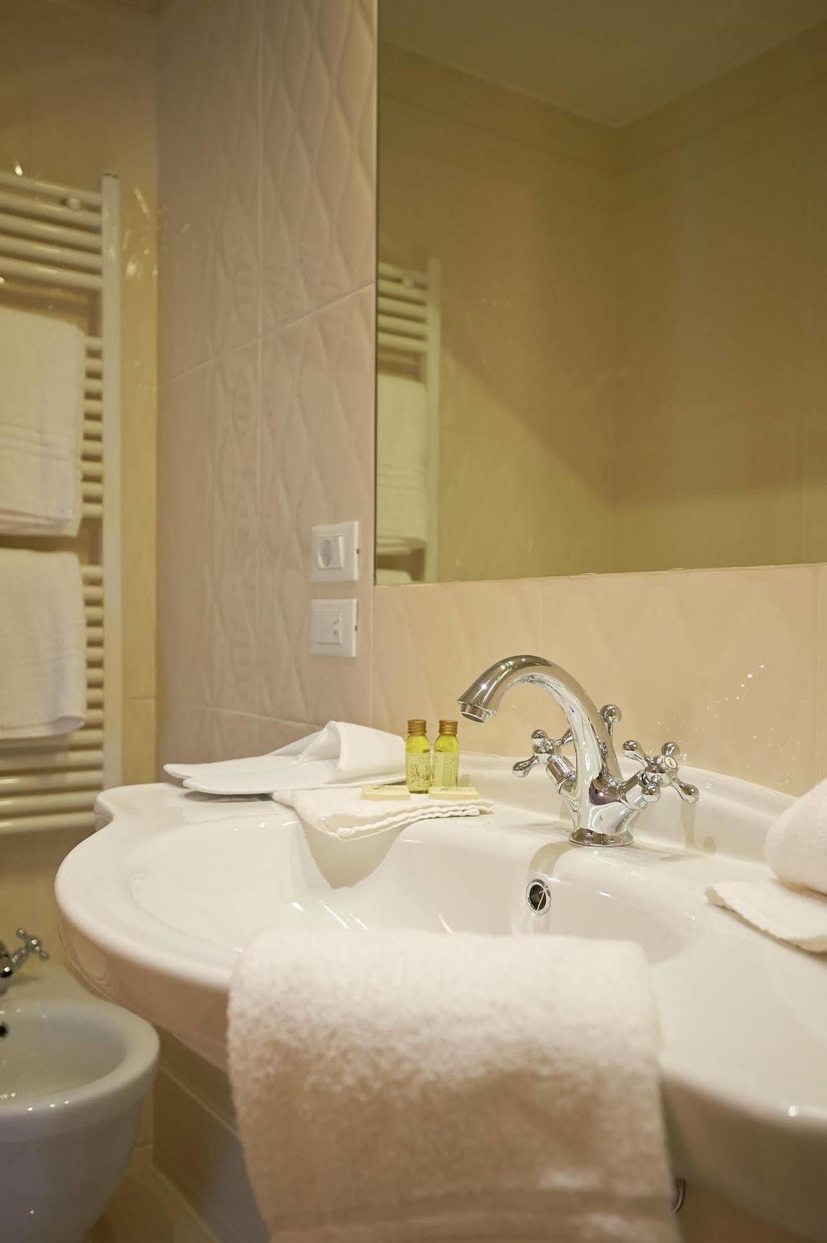 Hotel Firenze Capitale Zewnętrze zdjęcie